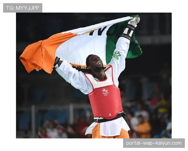 科特迪瓦让二追三逆转加蓬 战术调整成效显著